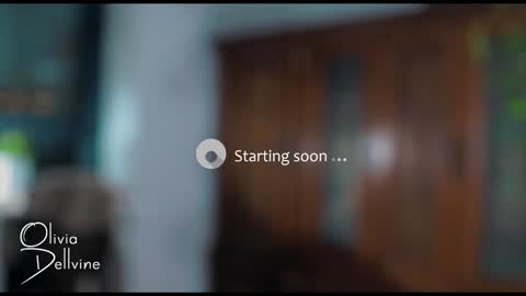 Snapshot of oliviadellvine chatting on December 14, 1:39 am Olivia online show from December 14, 1:39 am