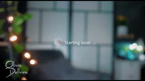 Snapshot of oliviadellvine chatting on January 12, 1:32 am Olivia online show from January 12, 1:32 am