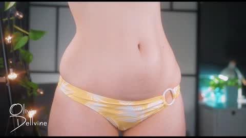 Snapshot of oliviadellvine chatting on February 2, 1:34 am Olivia online show from February 2, 1:34 am