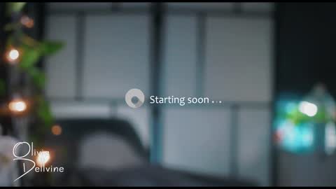 Snapshot of oliviadellvine chatting on February 6, 1:38 am Olivia online show from February 6, 1:38 am