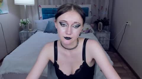 OliviaGorgeous online show from June 27, 12:33 pm