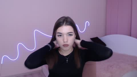 Olivia online show from December 1, 5:24 pm