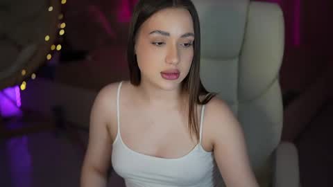 Olivia online show from April 21, 2:51 am