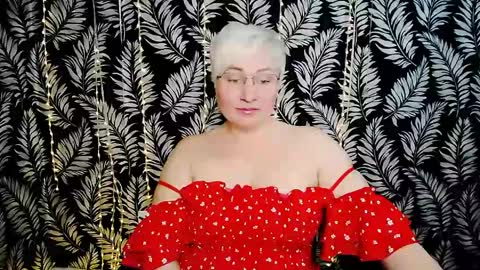 Snapshot of oliviaoskar_ chatting on May 22, 9:59 am Kelly online show from May 22, 9:59 am