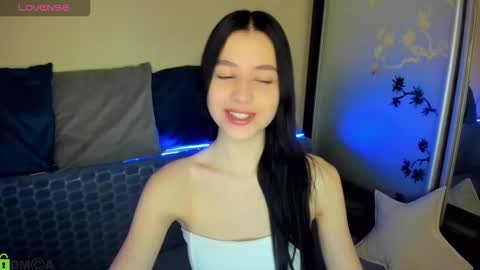 oliviarichi online show from February 9, 8:51 am