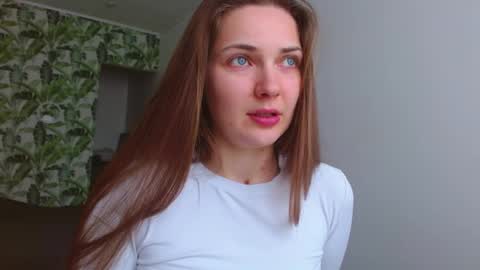 Olivia online show from April 1, 4:35 am