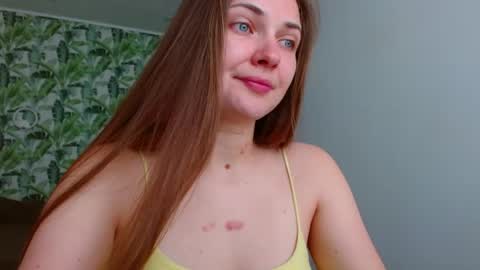 Snapshot of oliviashiny chatting on May 24, 4:17 am Olivia online show from May 24, 4:17 am