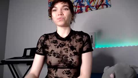 Angelina Lina online show from December 7, 9:22 pm