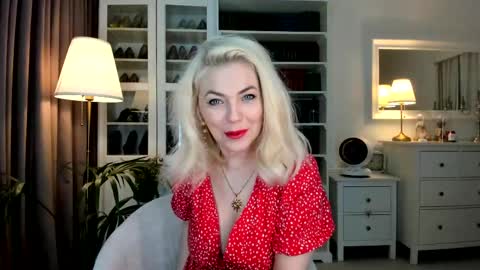 Snapshot of ollalla7 chatting on May 31, 8:43 pm ollalla7 online show from May 31, 8:43 pm
