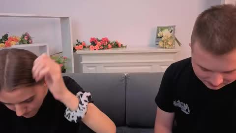 Olli and Stiw online show from October 9, 8:12 am