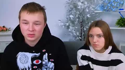 Olli and Stiw online show from November 22, 8:57 am