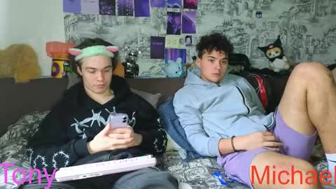 Tony online show from April 4, 8:12 am