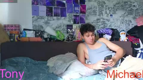 Snapshot of ololkd chatting on May 3, 8:42 am Tony online show from May 3, 8:42 am
