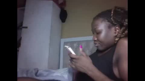 olwami4 online show from March 27, 8:41 pm