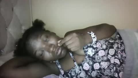 olwami4 online show from May 26, 3:24 am