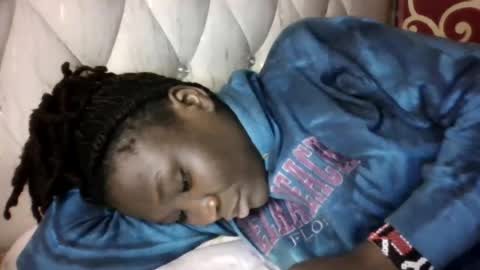 Snapshot of olwami4 chatting on July 17, 1:23 am olwami4 online show from July 17, 1:23 am