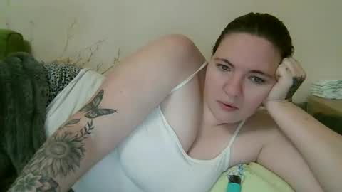 Snapshot of olyafire chatting on January 6, 9:00 pm OlyaFire online show from January 6, 9:00 pm