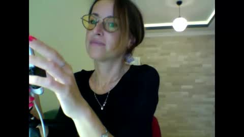 Snapshot of olyra11 chatting on October 22, 2:06 pm olyra11 online show from October 22, 2:06 pm