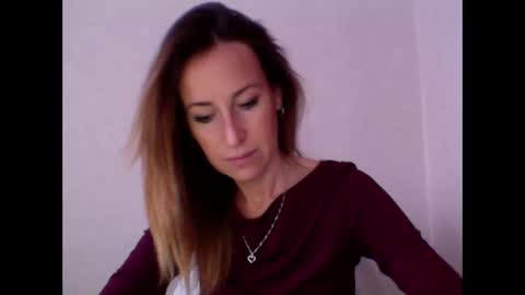 Snapshot of olyra11 chatting on March 3, 8:42 am olyra11 online show from March 3, 8:42 am