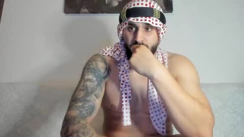 Snapshot of omar_xoxo chatting on September 23, 8:56 pm Omar online show from September 23, 8:56 pm