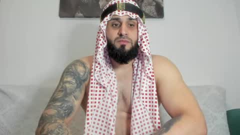 Snapshot of omar_xoxo chatting on May 7, 9:36 am Omar online show from May 7, 9:36 am