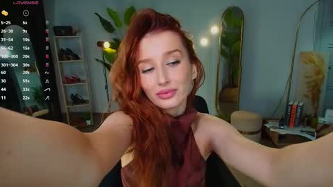 Miss Omelia online show from March 28, 4:50 pm