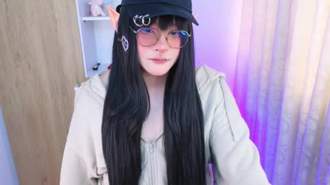 Snapshot of omorimori chatting on May 1, 3:38 pm Omori Chan online show from May 1, 3:38 pm