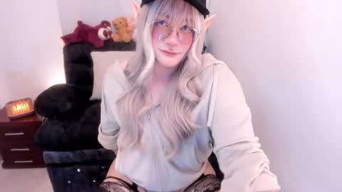 Snapshot of omorimori chatting on May 25, 7:14 am Omori Chan online show from May 25, 7:14 am
