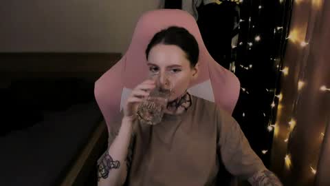 on_yxxx online show from May 11, 8:28 pm