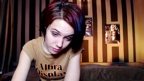 onaloon online show from November 24, 1:38 am