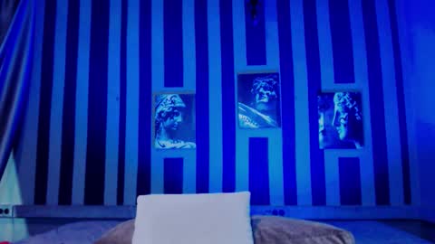 onaloon online show from December 20, 3:24 am