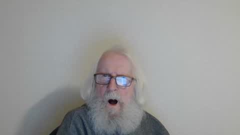 Somewhere over the rainbow online show from November 20, 9:03 pm