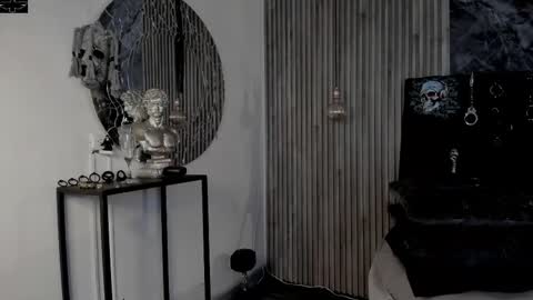     ... online show from October 25, 7:30 pm