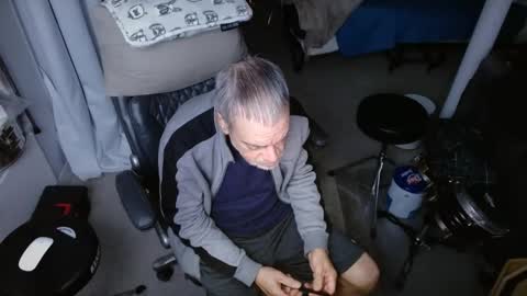 Snapshot of ondoko1234 chatting on February 22, 2:15 pm ondoko1234 online show from February 22, 2:15 pm