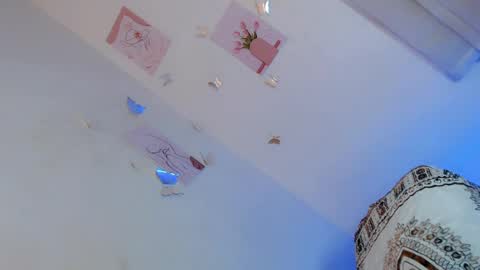 Snapshot of one_sweet_day18 chatting on July 21, 4:04 am jessy online show from July 21, 4:04 am