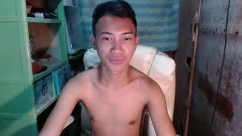 Wyn Will serve you and be your slave online show from December 27, 9:28 am