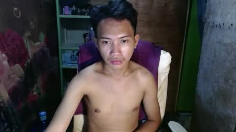 Wyn Will serve you and be your slave online show from January 3, 9:58 am