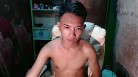 Wyn Will serve you and be your slave online show from January 10, 10:06 am