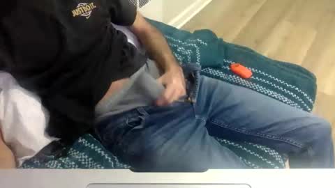 onehitwonder21 online show from February 26, 12:09 am