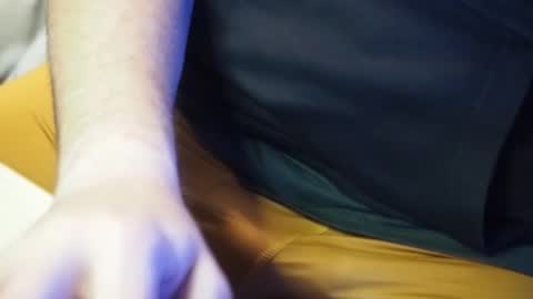 Snapshot of onemanmafia chatting on January 13, 6:35 pm OneManMafia online show from January 13, 6:35 pm