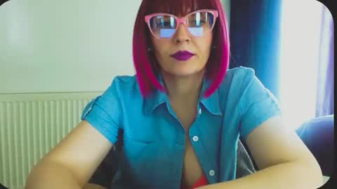 Snapshot of onemoreblonde chatting on April 24, 11:12 am Nicol online show from April 24, 11:12 am