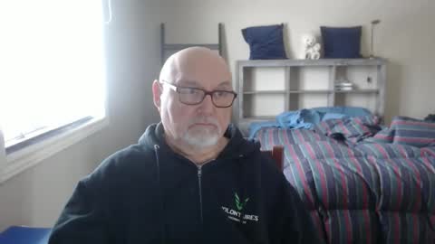 Snapshot of onemoretime65 chatting on April 6, 1:45 pm Onemoretime65 online show from April 6, 1:45 pm