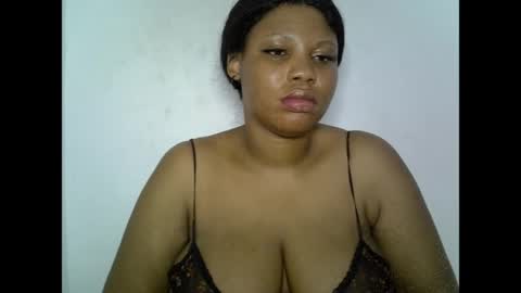Snapshot of oneofdbestchubbygaloncb chatting on April 24, 6:10 pm oneofdbestchubbygaloncb online show from April 24, 6:10 pm