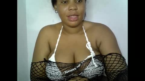 Snapshot of oneofdbestchubbygaloncb chatting on April 28, 2:38 am oneofdbestchubbygaloncb online show from April 28, 2:38 am