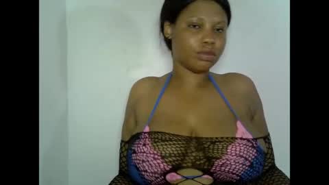 Snapshot of oneofdbestchubbygaloncb chatting on April 29, 3:54 am oneofdbestchubbygaloncb online show from April 29, 3:54 am