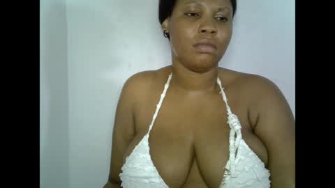 Snapshot of oneofdbestchubbygaloncb chatting on April 29, 6:36 pm oneofdbestchubbygaloncb online show from April 29, 6:36 pm