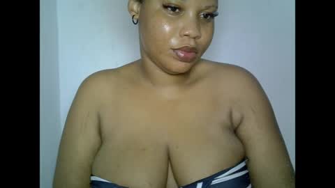 Snapshot of oneofdbestchubbygaloncb chatting on May 10, 2:22 pm oneofdbestchubbygaloncb online show from May 10, 2:22 pm