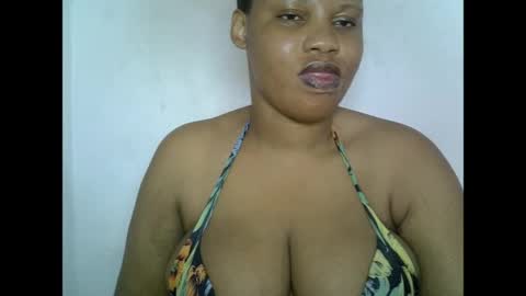 Snapshot of oneofdbestchubbygaloncb chatting on May 18, 4:13 pm oneofdbestchubbygaloncb online show from May 18, 4:13 pm
