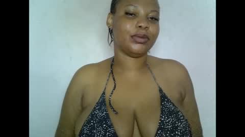 Snapshot of oneofdbestchubbygaloncb chatting on May 24, 5:01 am oneofdbestchubbygaloncb online show from May 24, 5:01 am