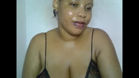 Snapshot of oneofdbestchubbygaloncb chatting on May 31, 6:09 pm oneofdbestchubbygaloncb online show from May 31, 6:09 pm